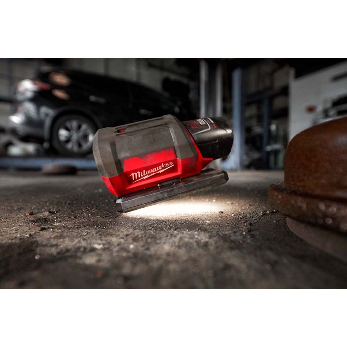 Milwaukee M12 12 Volt Lithium-Ion Cordless ROVER Service and Repair Flood  Light w/ USB Charging